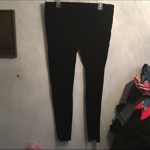 Simply Vera Vera Wang Velvet Leggings