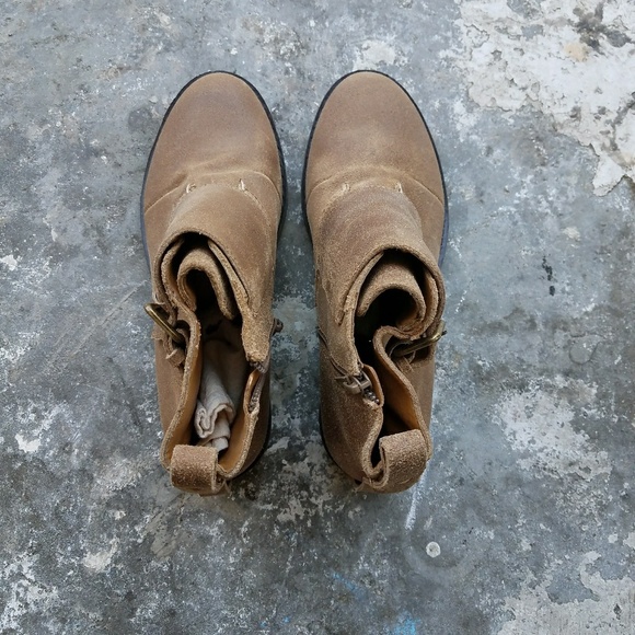 🎉New bcbgeneration BGglowe monk strap ankle boots - Picture 3 of 7