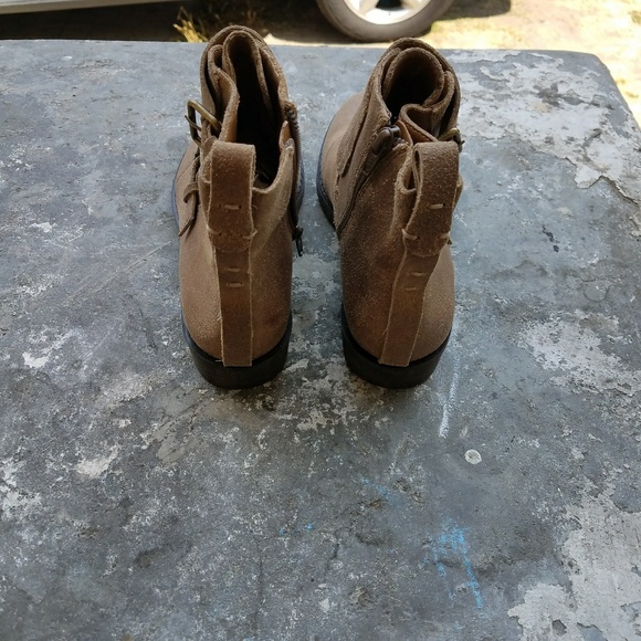 🎉New bcbgeneration BGglowe monk strap ankle boots - Picture 4 of 7