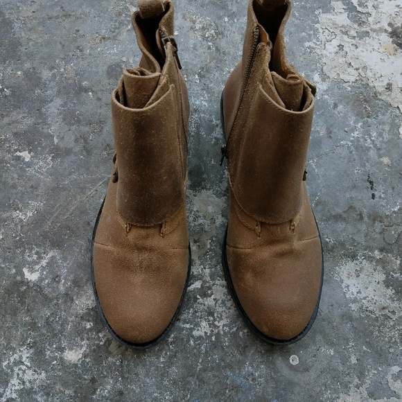 🎉New bcbgeneration BGglowe monk strap ankle boots - Picture 6 of 7