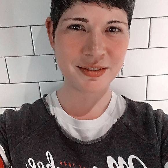 Meet your Posher, Sarah