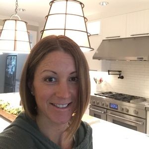 Meet your Posher, Joanie