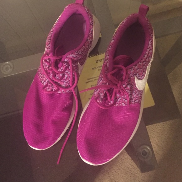 Roshe Runs!