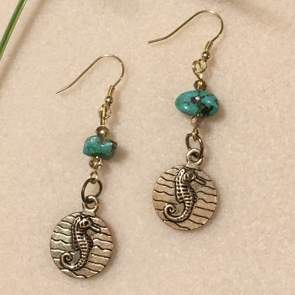 Seahorse Dangle Earrings - Picture 2 of 2