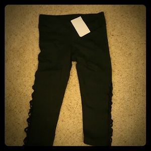 Fabletics work out cropped pants