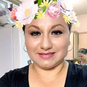 Meet your Posher, Aracely