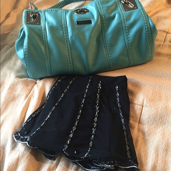 ⬇️💰👗NWOT Jeweled Black Flared Skirt from Express