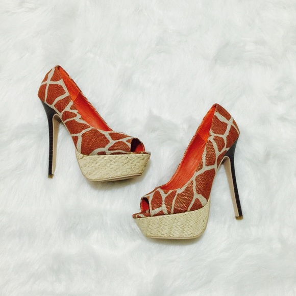 •|• JUSTFAB high heels