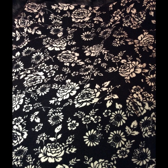 Floral Skirt - Picture 4 of 4