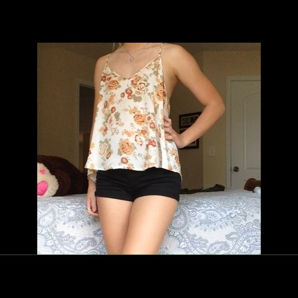 Patterned Tank - Picture 3 of 4