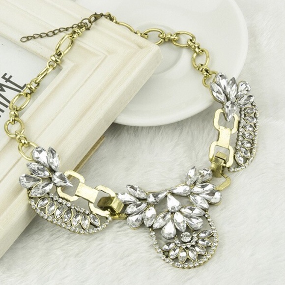 🆕Statement Necklace - Picture 4 of 4