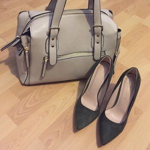 👉Celine Olive Pumps👈😻