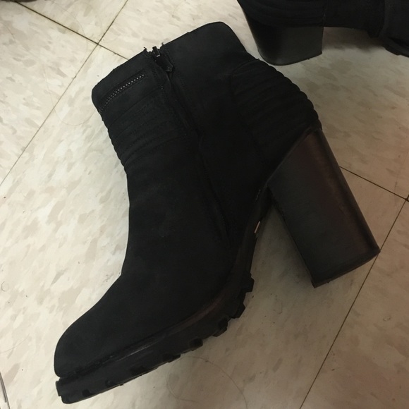 SAM EDELMAN BOOTIES - Picture 3 of 3