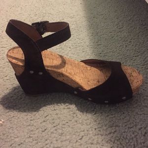 authentic lucky brand wedges