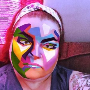 Meet your Posher, Dinah