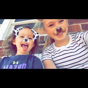 Meet your Posher, Chloe