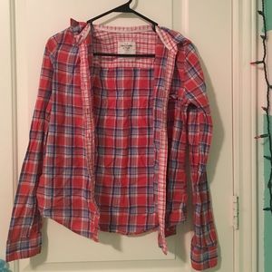 I'm selling an ambercrobie long sleeve button up