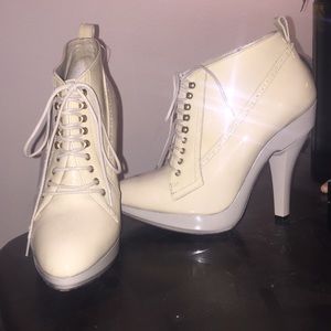 Burberry booties
