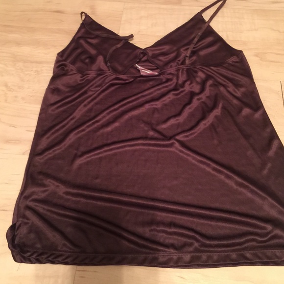 Sleeveless tank top - Picture 3 of 3