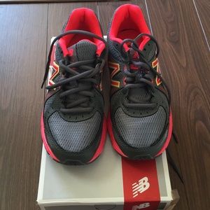New Balance running shoes. Size 6.