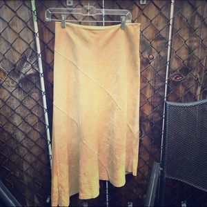 SALE ❤️banana republic suede skirt, camel colored
