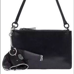 Meet your Posher, Yeon