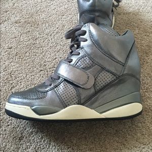 Ash Wedge Sneakers!!