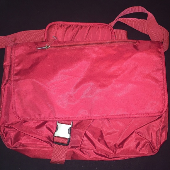 Embark messenger/laptop/Cross body business bag