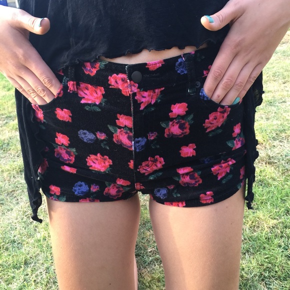 Floral Printed Black Shorts