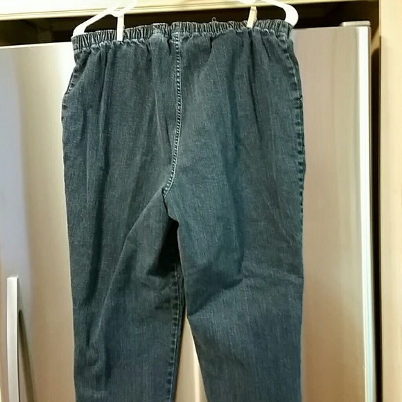 Jeans - Picture 2 of 2