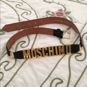 Moschino belt
