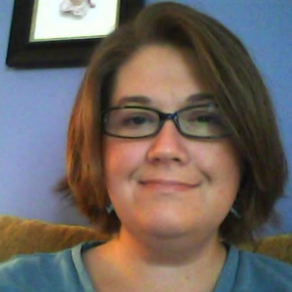 Meet your Posher, Leana - Picture 1 of 1