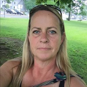 Meet your Posher, Janet