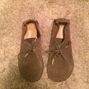 Clarks Originals women's faraway field taupe shoes