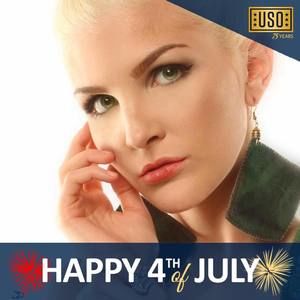 Meet your Posher, Delana