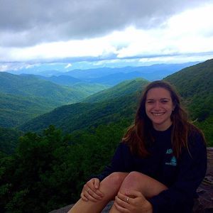 Meet your Posher, Brooke