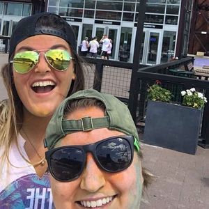 Meet your Posher, Kelly