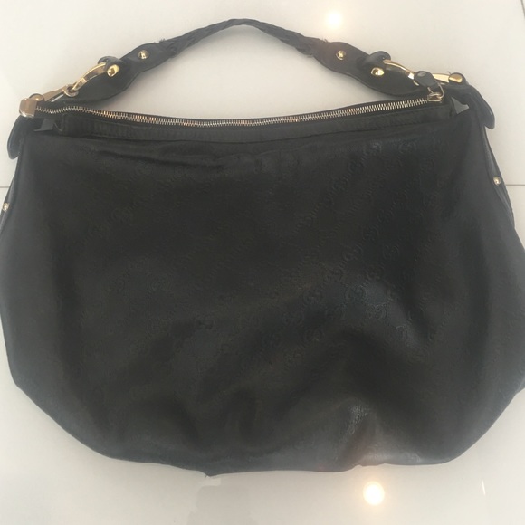 SOLD👏🏽👏🏽Black leather GUCCI hobo