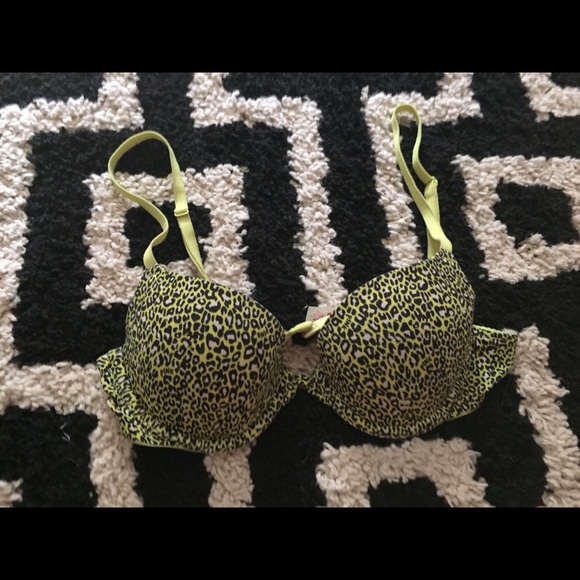 Victoria Secret PINK Lightly Lined Bra