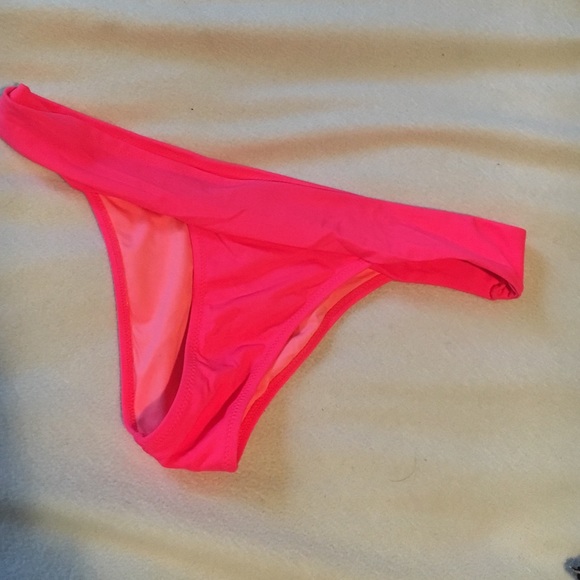 VS bottom bikini - Picture 3 of 3