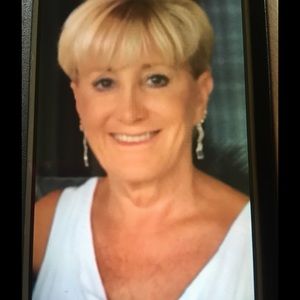 Meet your Posher, Alyson