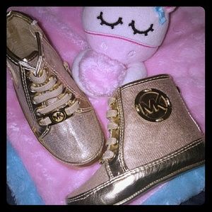 Michael Kors baby booties NWOT