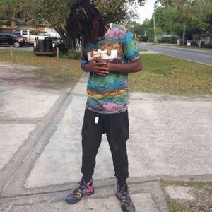 Meet your Posher, Ambryone