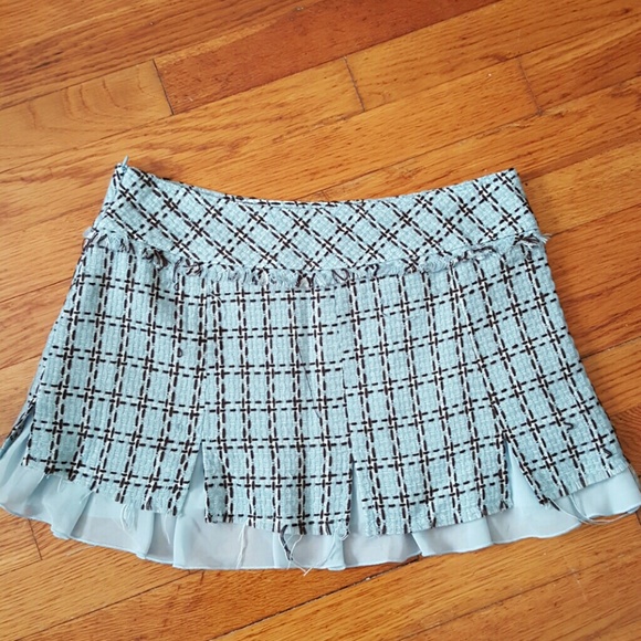 Guess plaid skirt