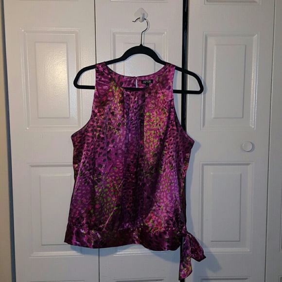 Gorgeous Fuschia animal print sleeveless blouse