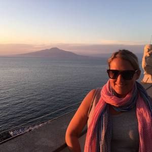 Meet your Posher, Cristina