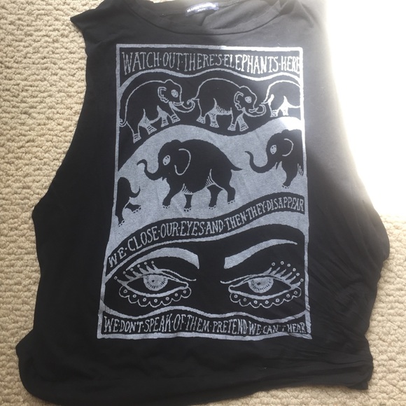 Brandy Melville Elepants Graphic Muscle Tee