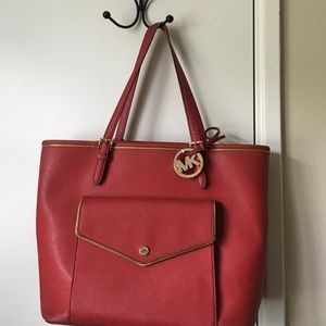 Michael Kors purse