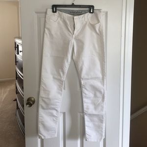 Banana Republic White Skinny Jeans