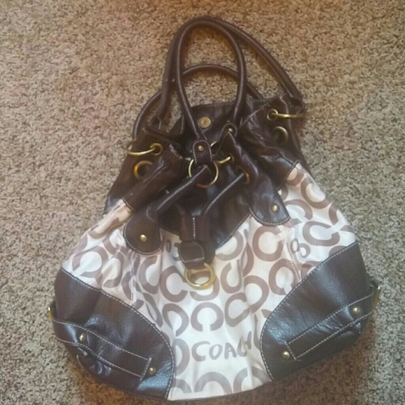 Preloved coach bag! Huge! Shoulder bag.